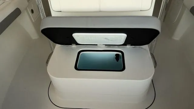 Slide: The Image of Parker Marine 21SE Center Console 2025 - 27