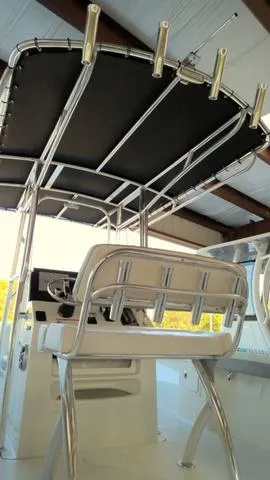 Slide: The Image of Parker Marine 21SE Center Console 2025 - 7