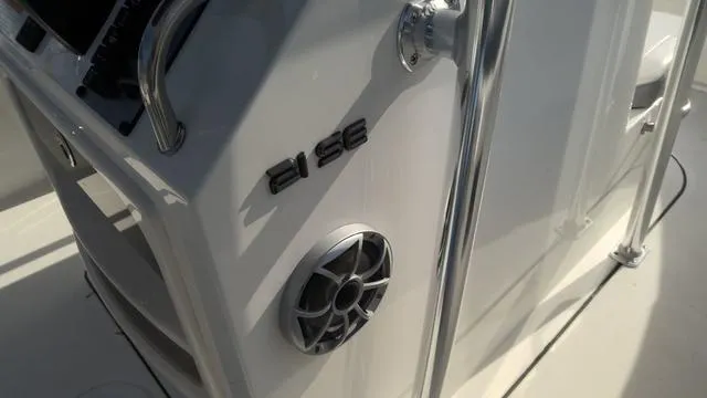 Slide: The Image of Parker 21SE Center Console 2025 - 23