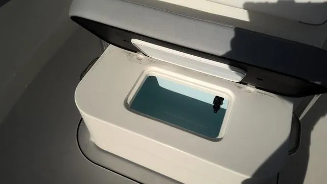 Slide: The Image of Parker 21SE Center Console 2025 - 25