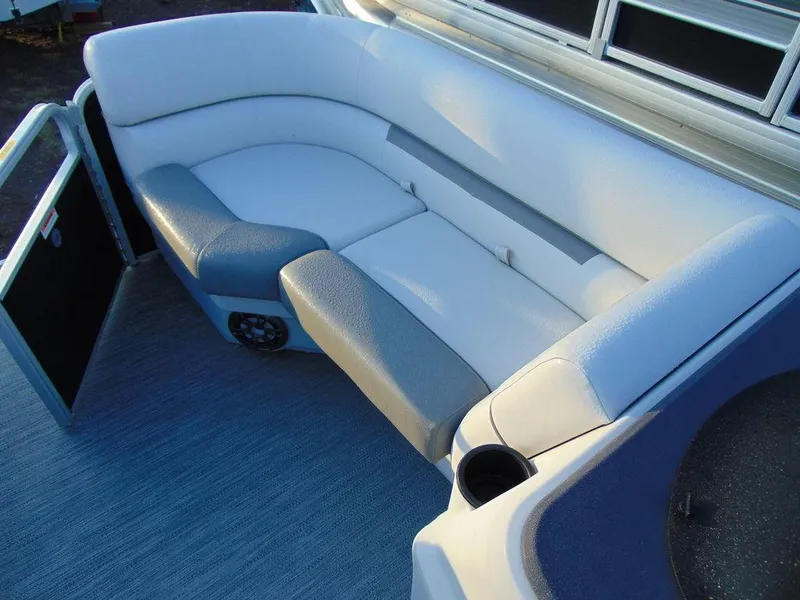 Slide: The Image of Godfrey Xperience 1680 CX 25 in 2023 - 15