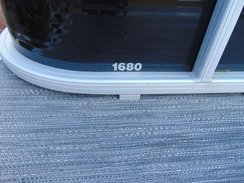 Slide: The Image of Godfrey Xperience 1680 CX 25 in 2023 - 6