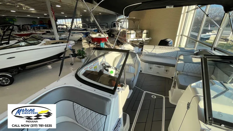 Slide: The Image of Bayliner D22 2025 - 14