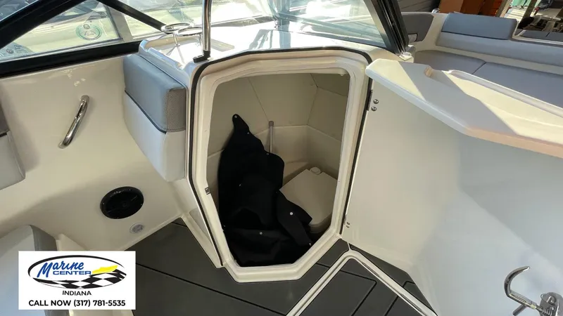 Slide: The Image of Bayliner D22 2025 - 22