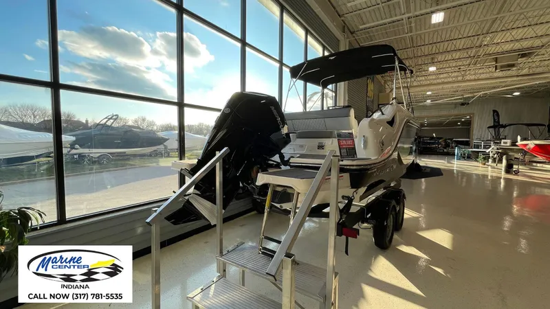 Slide: The Image of Bayliner D22 2025 - 9