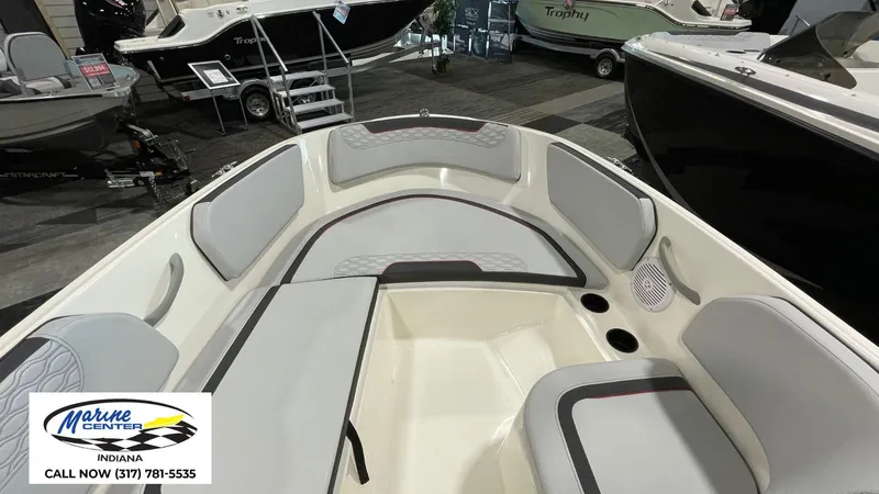 Slide: The Image of Bayliner Bayliner M-15 2021 - 7