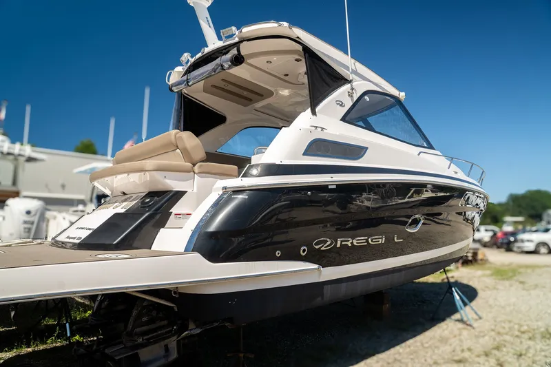 Slide: The Image of Regal 35 Sport Coupe 2014 - 6