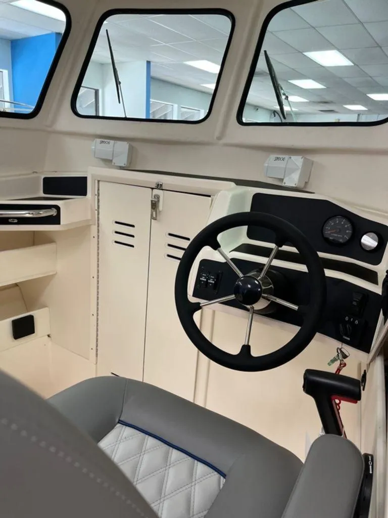 Slide: The Image of Arima 195 Sea Chaser - Yellowtail 2026 - 5