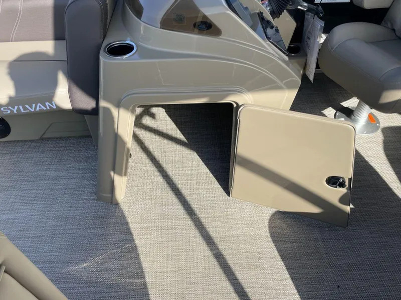 Slide: The Image of Sylvan 822 LZ Mirage 2025 - 18