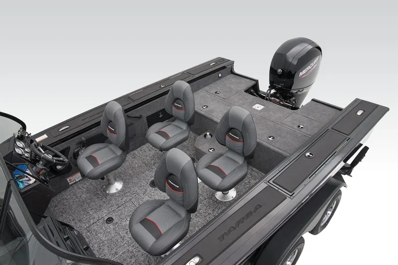 Slide: The Image of Tracker Targa V-18 WT 2025 - 50