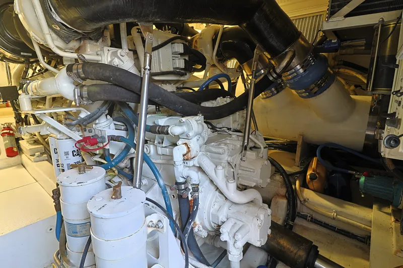 Slide: The Image of Hatteras 54 Convertible 2004 - 50