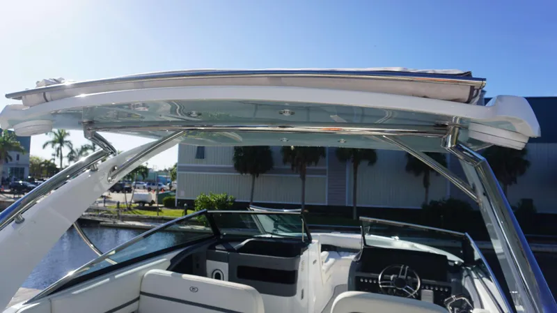 Slide: The Image of 2020 Cobalt 30 SC boat interior with sleek design and modern features. - 22