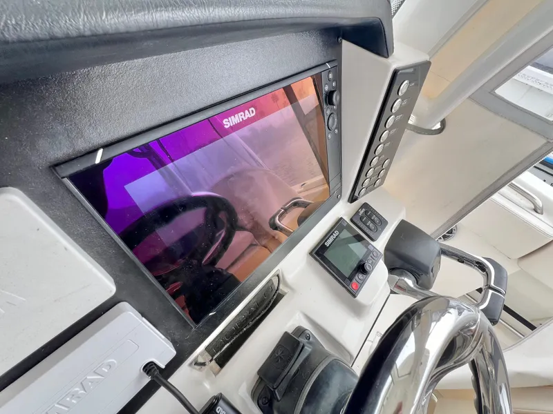 Slide: The Image of Simrad Display - 10