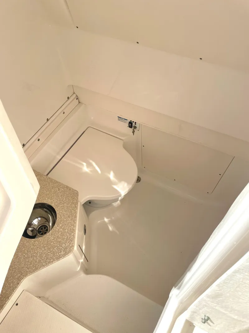 Slide: The Image of Head Compartment - 20