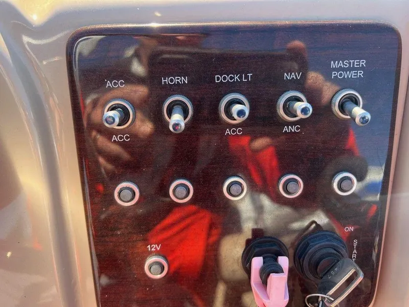 Slide: The Image of Berkshire STS Series 233RFX BP3 2015 - 14