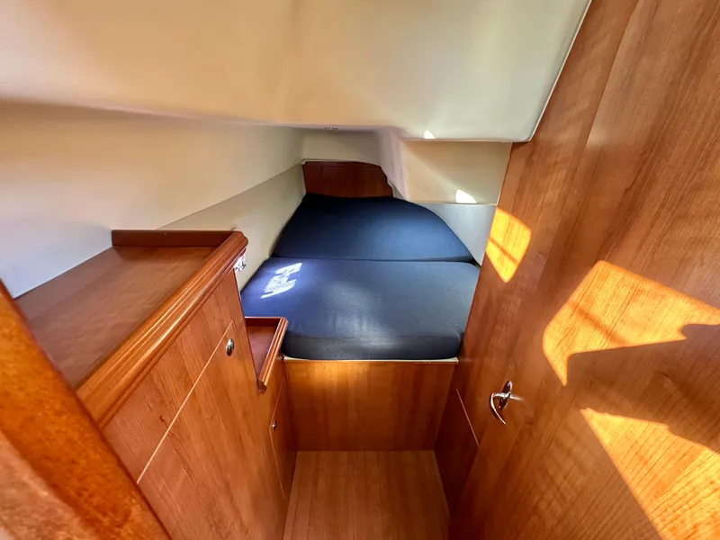 Slide: The Image of Strb Aft Stateroom - 28