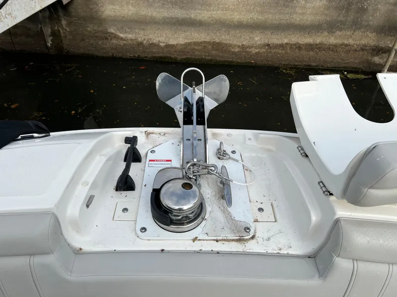Slide: The Image of 2022 Sea Ray SDX 290 boat anchor system on deck. - 7