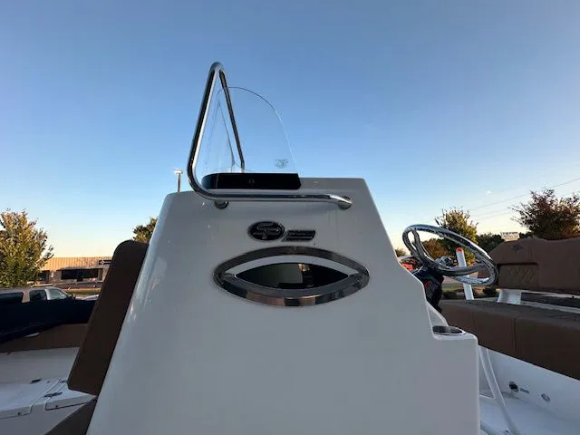 Slide: The Image of Sea Pro 202 CENTER CONSOLE W/150HP 2025 - 9