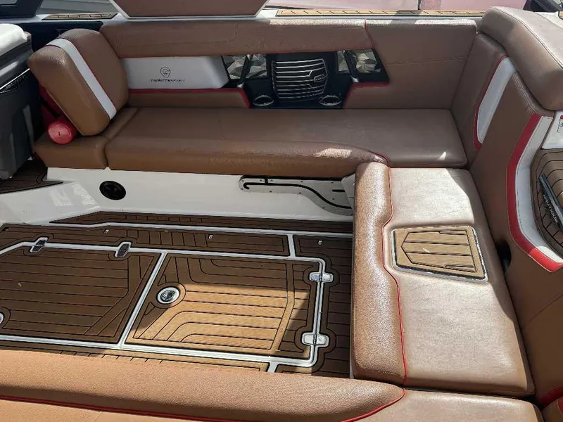 Slide: The Image of Nautique G25 2019 - 6