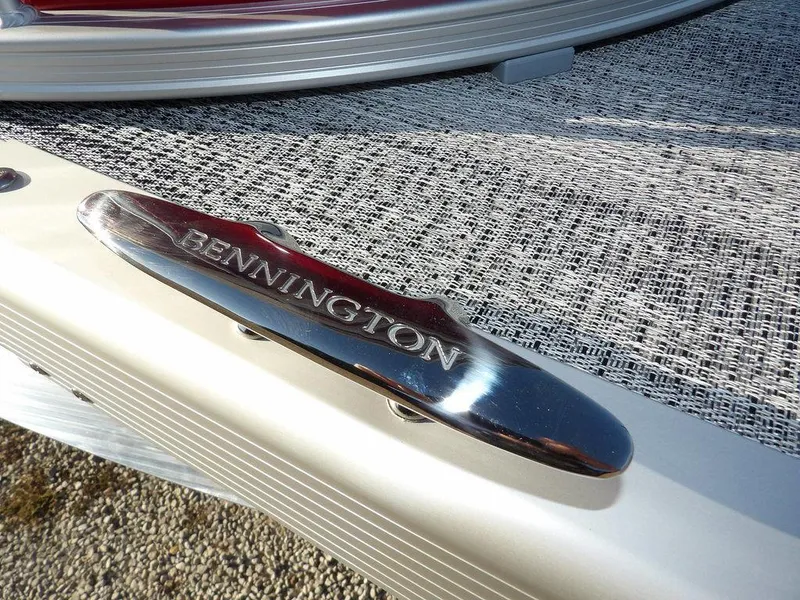 Slide: The Image of Close-up of 2025 Bennington 21 SLJ boat cleat on textured deck. - 40