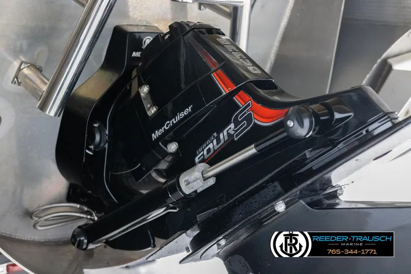 Slide: The Image of Close-up of a 2022 Avalon Waketoon MerCruiser engine component. - 18