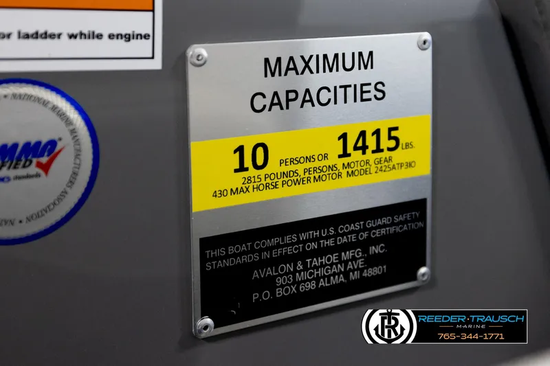 Slide: The Image of 2022 Avalon Waketoon capacity plate showing maximum 10 persons or 1415 lbs. - 24