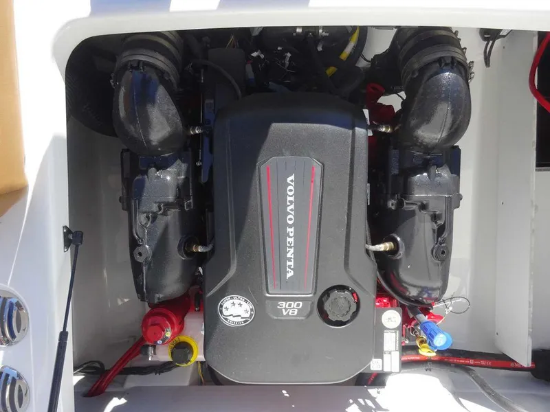 Slide: The Image of Volvo Penta engine in 2025 Four Winns HD 5 Sterndrive boat. - 22