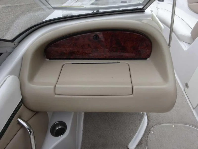 Slide: The Image of Four Winns 220 Horizon 2006 - 18