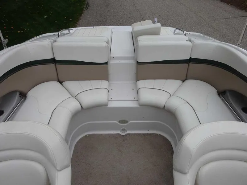 Slide: The Image of Four Winns 220 Horizon 2006 - 21