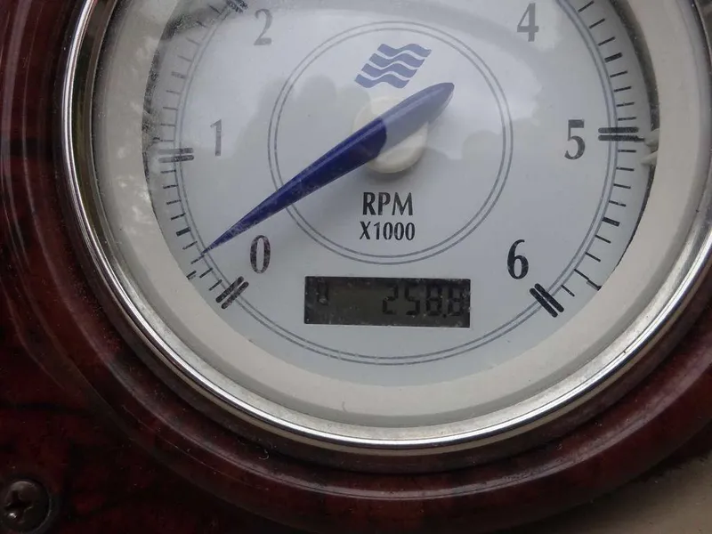 Slide: The Image of Four Winns 220 Horizon 2006 - 22