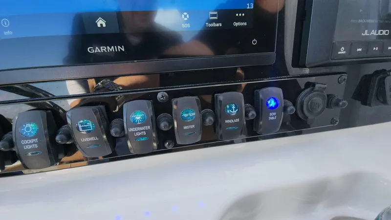 Slide: The Image of Sea Hunt Ultra 275 SE 2024 - 67