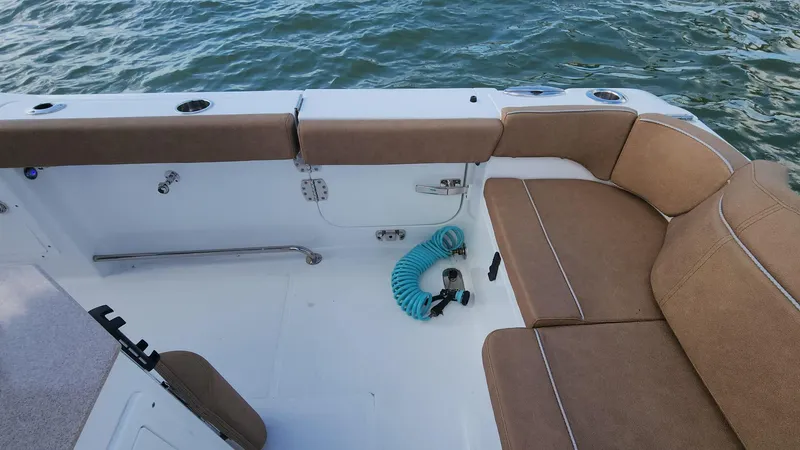 Slide: The Image of Sea Hunt Ultra 275 SE 2024 - 72