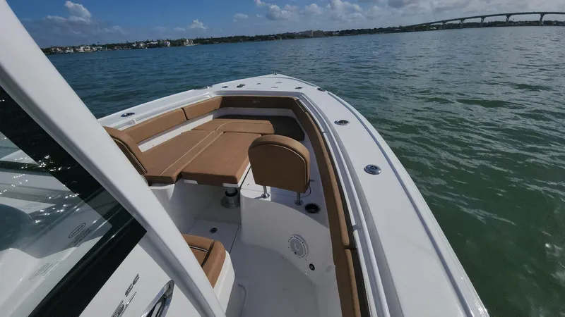 Slide: The Image of Sea Hunt Ultra 275 SE 2024 - 91