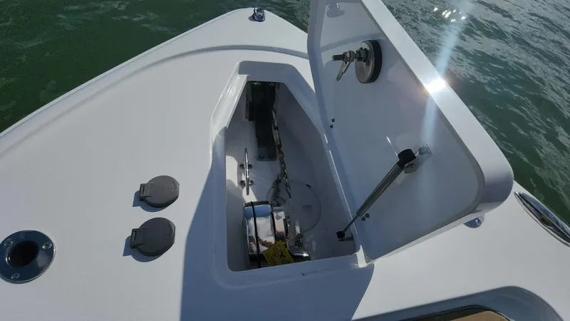 Slide: The Image of Sea Hunt Ultra 275 SE 2024 - 92