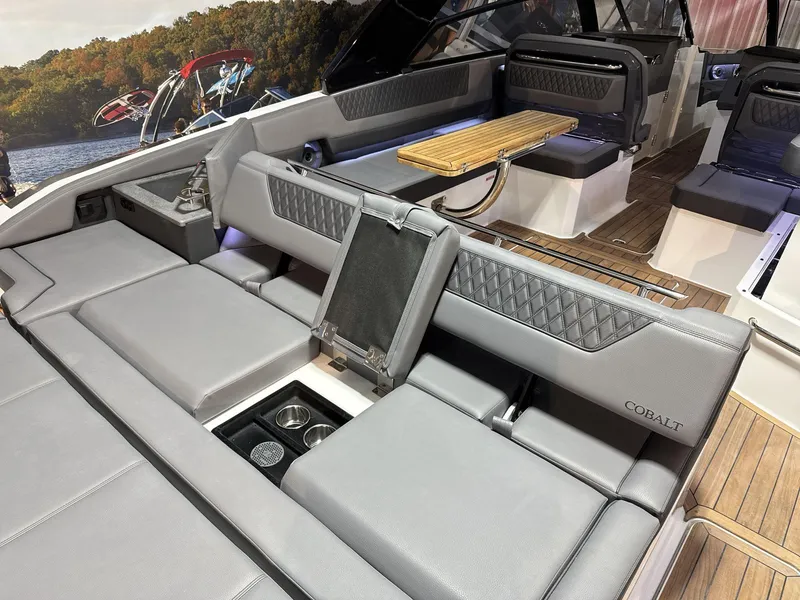 Slide: The Image of Luxurious interior of 2025 Cobalt R35 boat with sleek seating and wooden accents. - 18