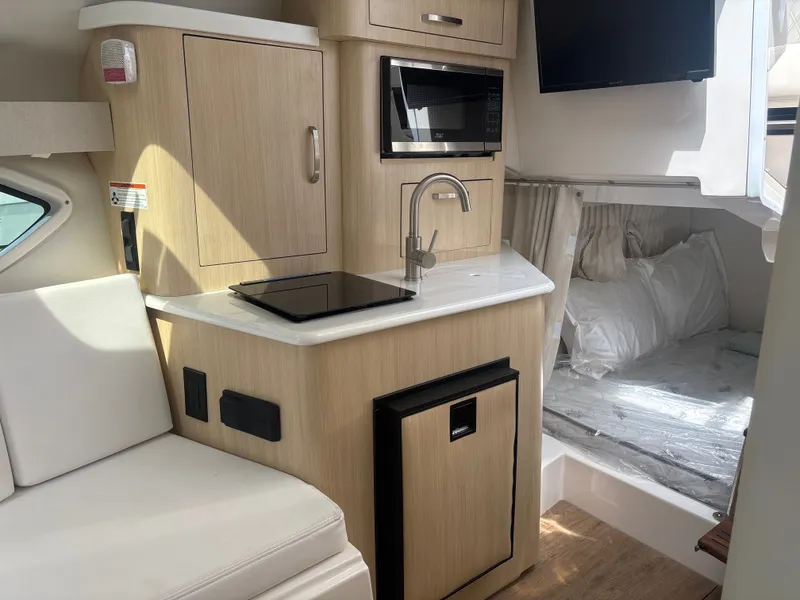 Slide: The Image of Regal 28 Express 2025 - 18