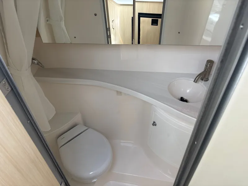 Slide: The Image of Regal 28 Express 2025 - 20