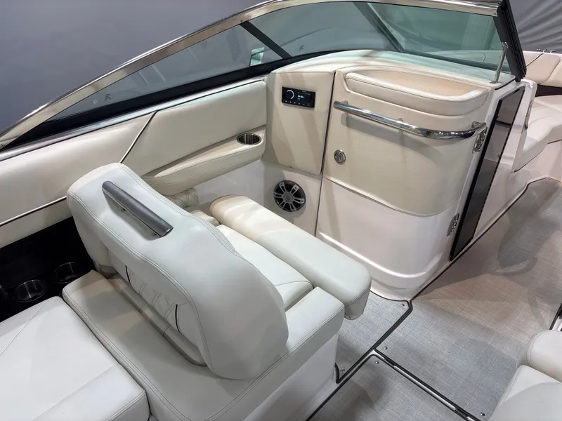 Slide: The Image of Regal LS6 Surf 2025 - 10