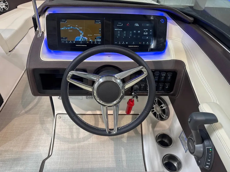 Slide: The Image of Regal LS6 Surf 2025 - 13