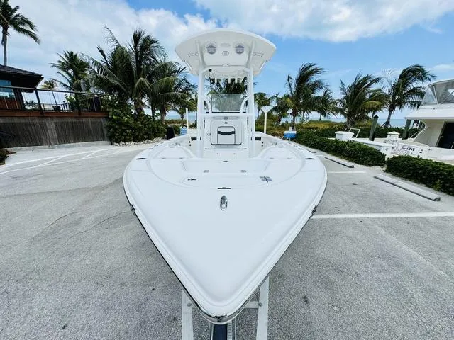 Slide: The Image of Sea Pro 210 DLX Center Console 210CC 210 CC 2025 - 21