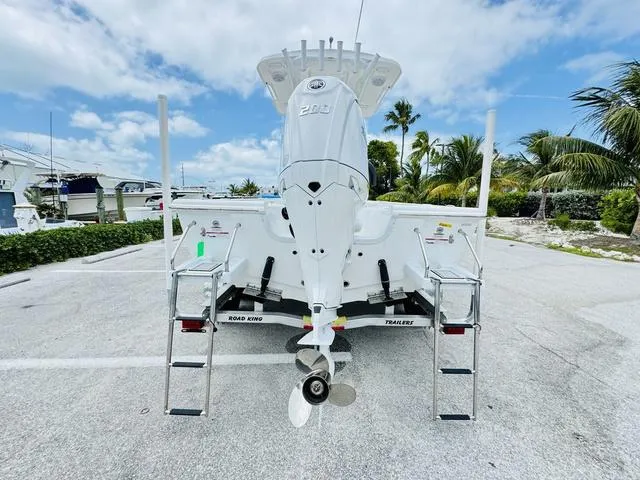 Slide: The Image of Sea Pro 210 DLX Center Console 210CC 210 CC 2025 - 5