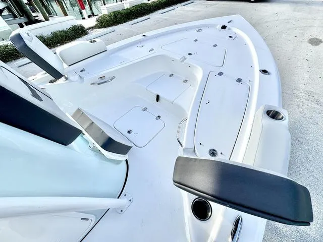 Slide: The Image of Sea Pro 230 DLX 2025 - 15