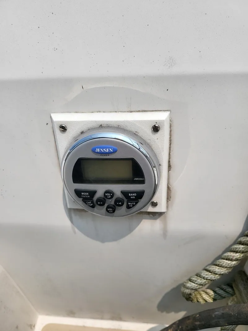 Slide: The Image of Jensen marine radio on Catalina 30, year 1988. - 10