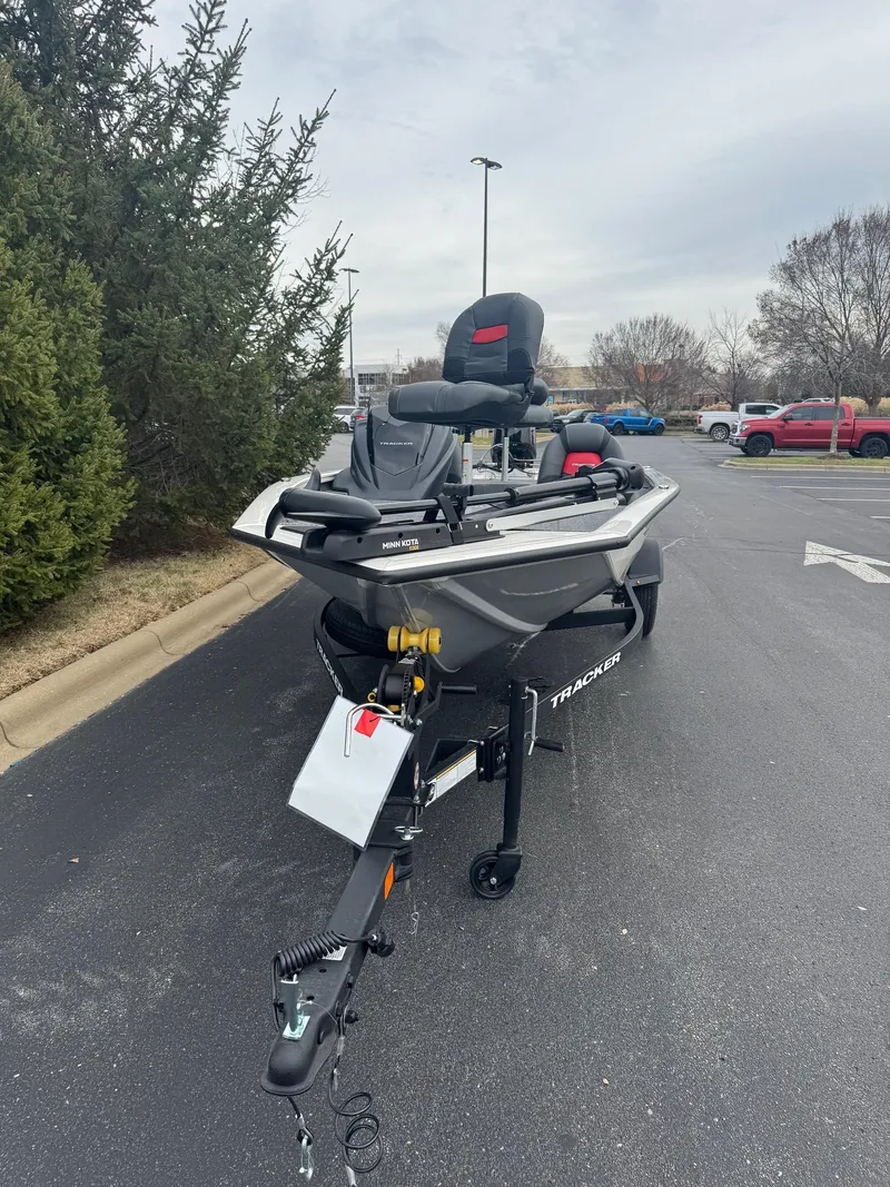 Slide: The Image of Tracker Pro Team 175 2025 - 62