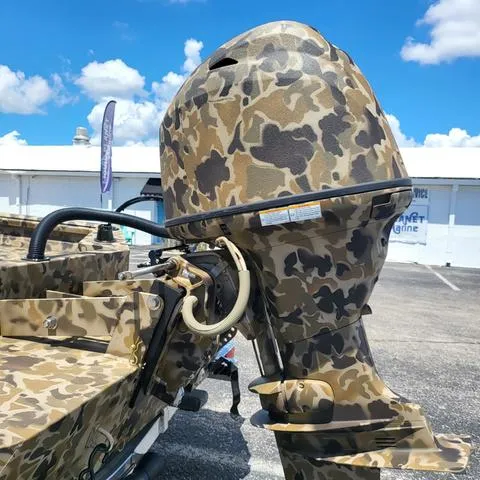 Slide: The Image of Excel 1860 Shallow Water F4 Console Series 2025 - 3