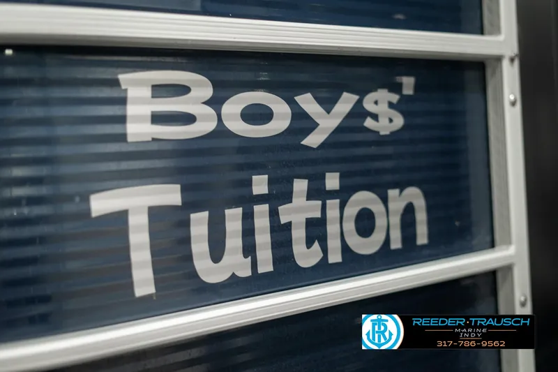 Slide: The Image of Bennington 22SX 2021 - 54