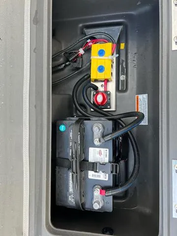 Slide: The Image of Princecraft VECTRA 21 L PONTOON 90HP 2025 - 12