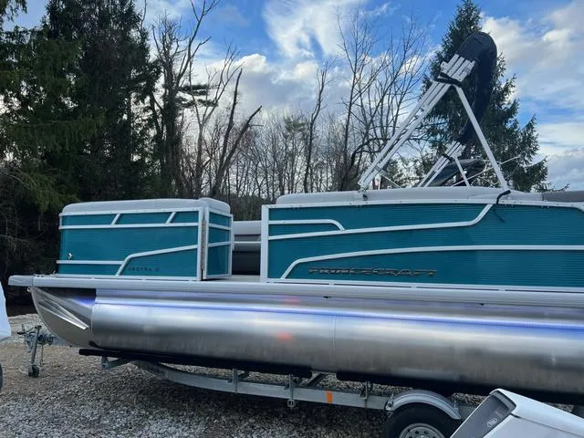 Slide: The Image of Princecraft VECTRA 21 L PONTOON 90HP 2025 - 13