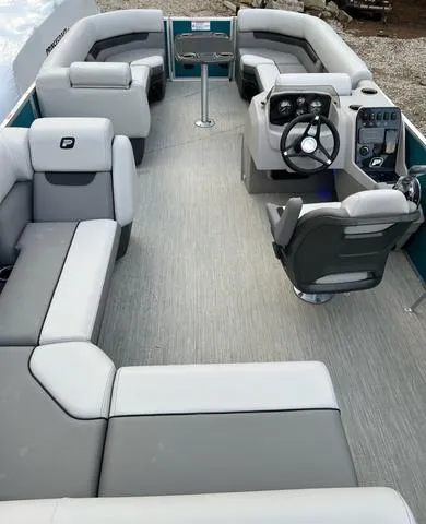 Slide: The Image of Princecraft VECTRA 21 L PONTOON 90HP 2025 - 5