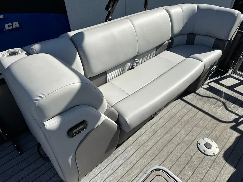 Slide: The Image of 2020 Ranger 2300LS boat interior with gray leather seating. - 42